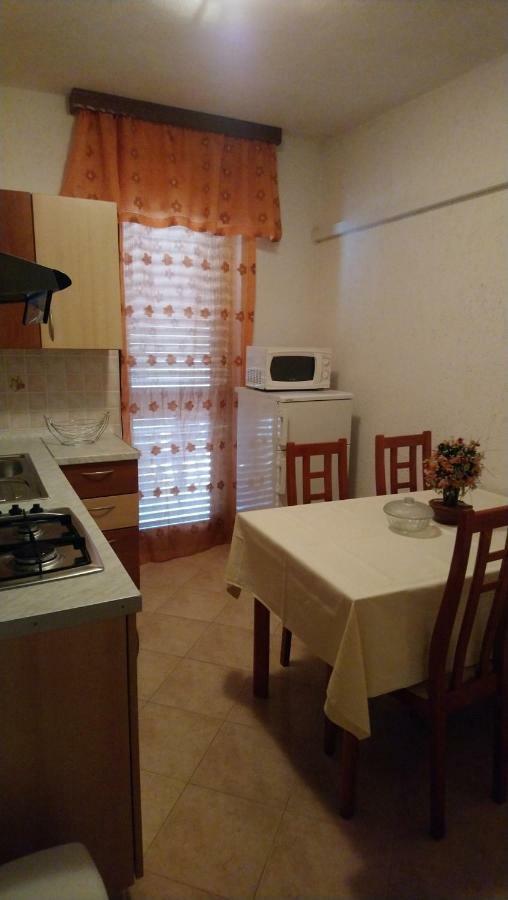 Apartman Dino Tar-Vabriga Екстериор снимка